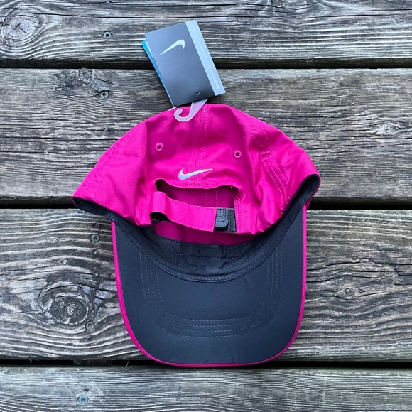 Hat: Nike Deep Pink Women's Baseball Cap - Picture 3 of 4